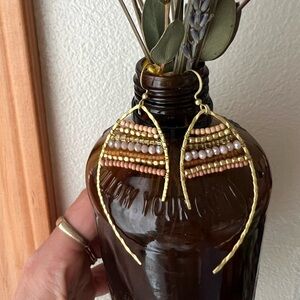 gold detailed earrings